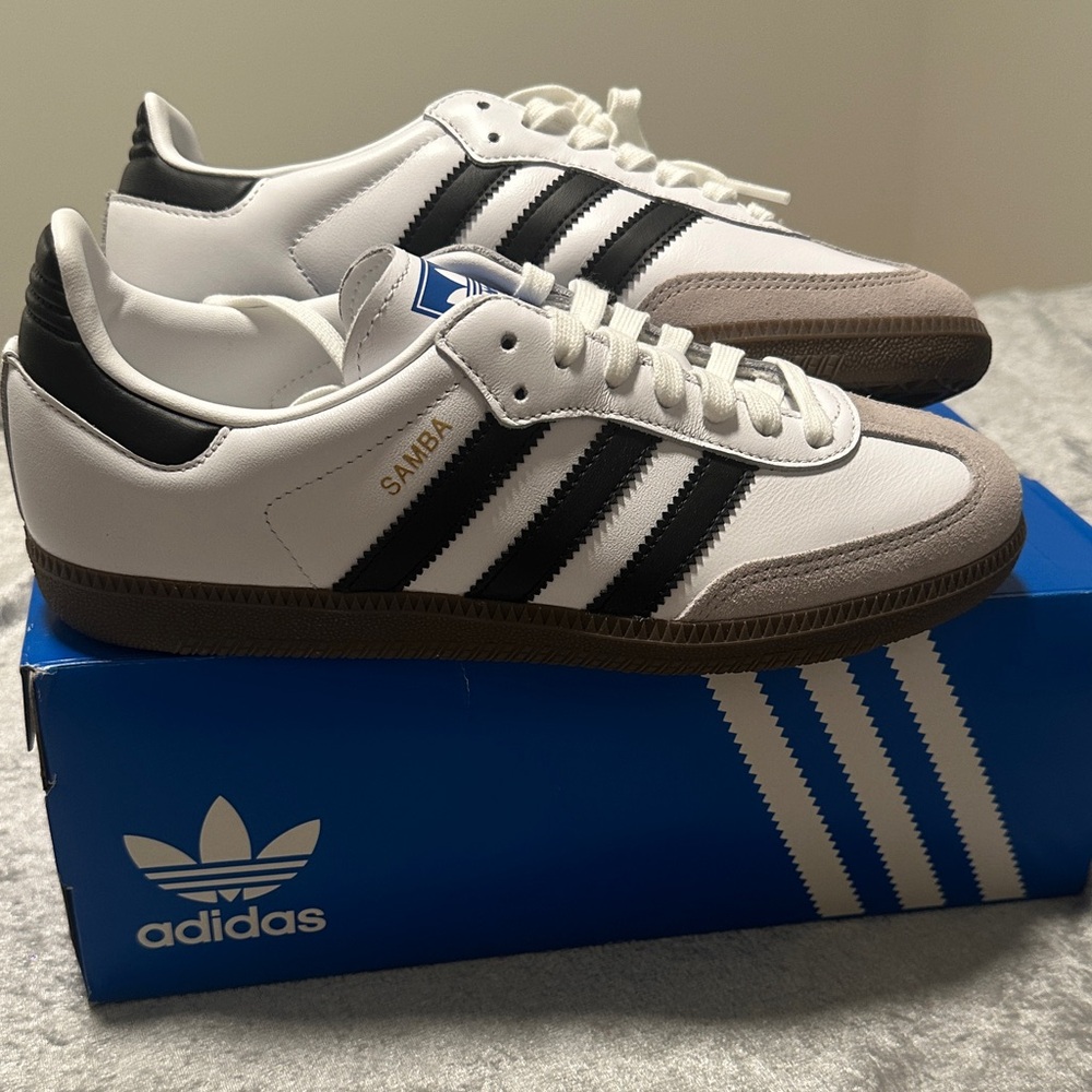 Adidas Samba OG White and Black Shoes - Picture 4 of 4